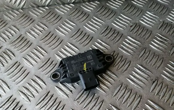 Opel Mokka ESP acceleration yaw rate sensor 13587220 0265005928