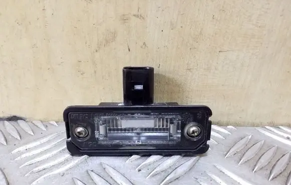 Volkswagen Phaeton Number plate light 1J6943021B