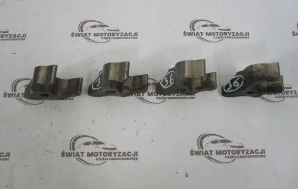 BMW 1 E81 E87 Fuel Injector clamp holder N47D20C