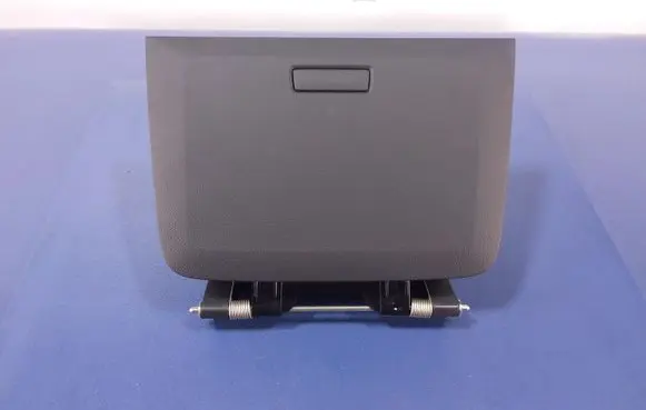 Glove box