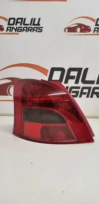 Toyota Yaris Rear/tail lights