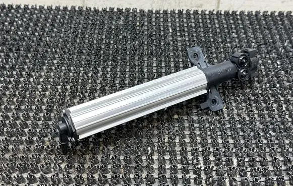 Renault Megane III Headlight washer spray nozzle 1307002 238110258