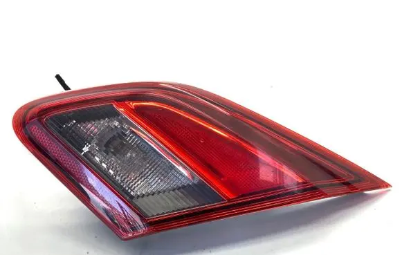 Opel Corsa E Rear/tail lights 39012624