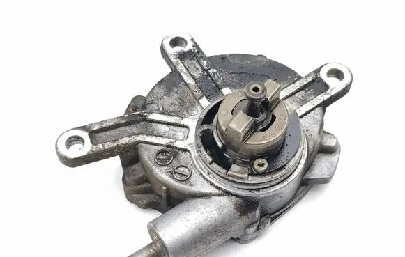 Lexus IS 220D-250-350 Vacuum pump 