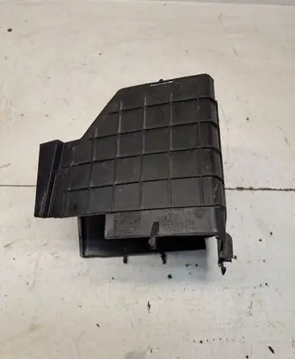 Volkswagen PASSAT B6 Battery box tray 3C0915335
