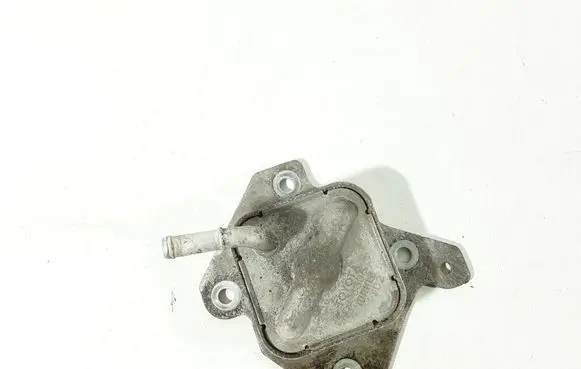 Toyota Yaris Engine oil radiator 