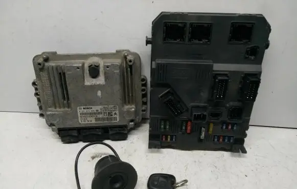 Peugeot 206+ Engine ECU kit and lock set 0281012526 9666579080 9657699480