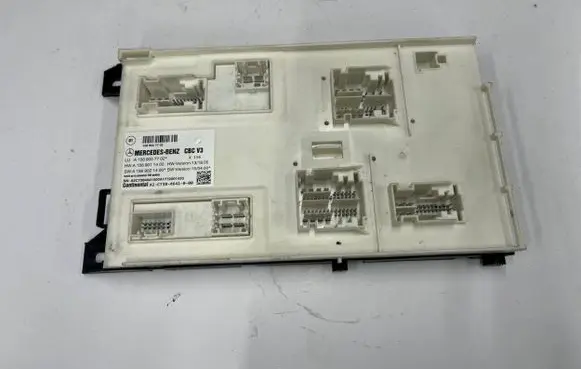 Mercedes-Benz GLA W156 Comfort/convenience module A1569007702 A1569011400 A1569021400