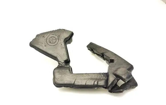 BMW X4 G02 Fender foam support/seal 7395548