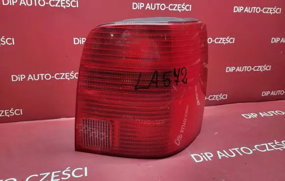 Volkswagen PASSAT B5 Rear/tail lights