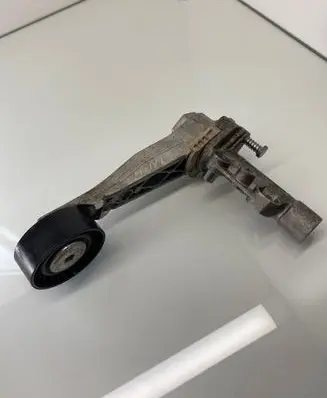 Mini One - Cooper Coupe R56 Generator/alternator belt tensioner