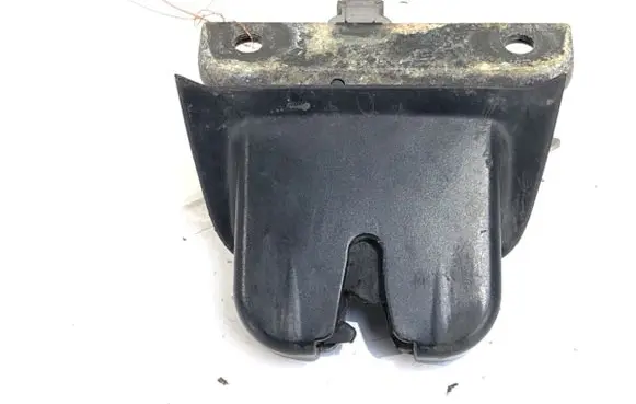 Audi A4 S4 B6 8E 8H Tailgate exterior lock 8E9827520