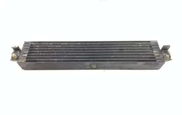Jaguar XJ X350 Engine oil radiator 2W936A642GC