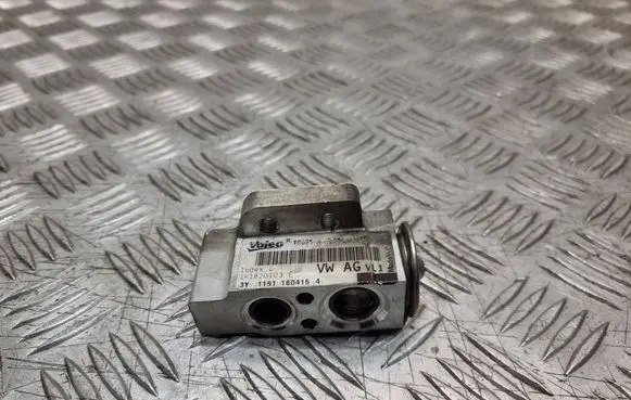 Volkswagen Touran II Air conditioning (A/C) air dryer 1K1820103E 11511604154