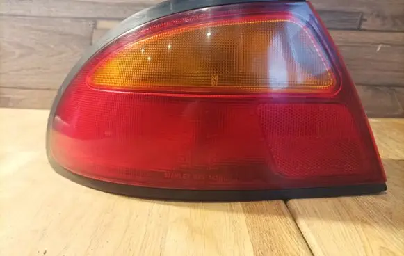 Mazda 323 F Rear/tail lights 0431439