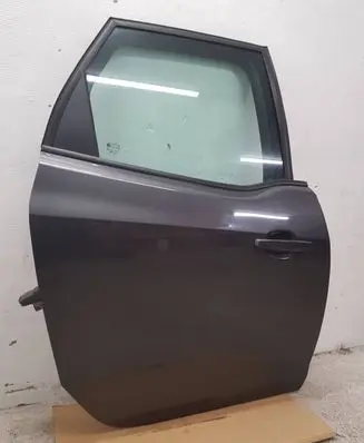 Opel Meriva B Rear door