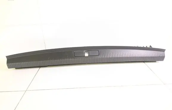 Peugeot 2008 II Trunk/boot sill cover protection 98257547ZD