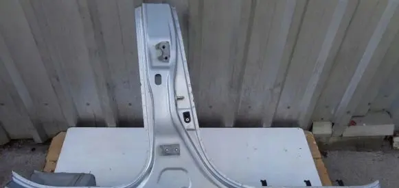 KIA Rio Sill 4589917