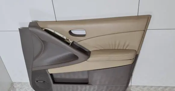 Nissan Murano Z51 Coupe rear side trim panel 