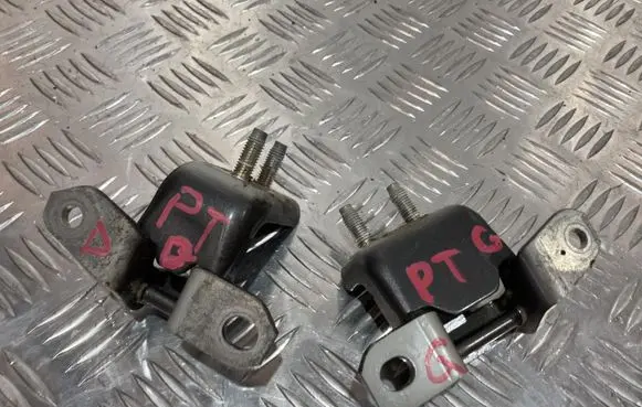 Suzuki Swift III Rear door hinge set PK10335