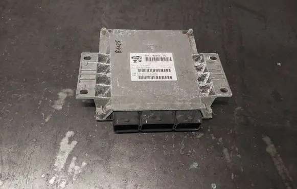 Citroen C4 I Engine control unit/module 9646570080 9645989480