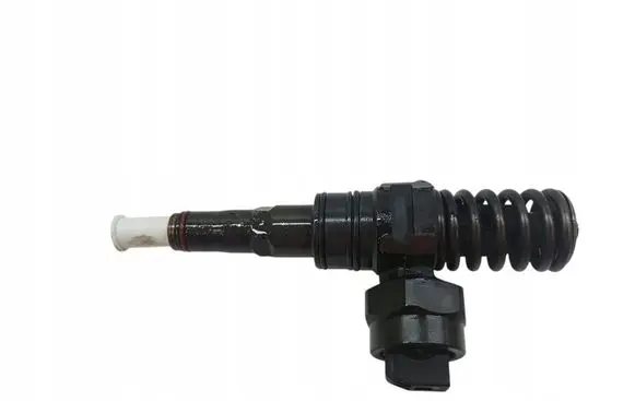 Audi A4 S4 B5 8D Fuel injector 038130073F