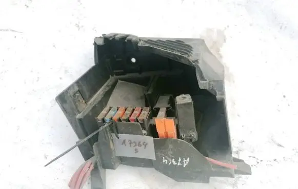 Renault Megane II Fuse box set