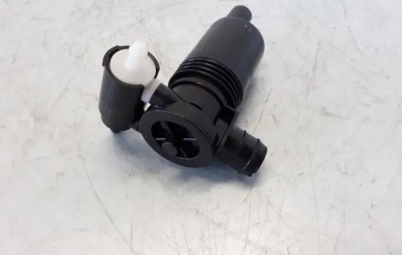 Volvo XC60 Windscreen/windshield washer pump