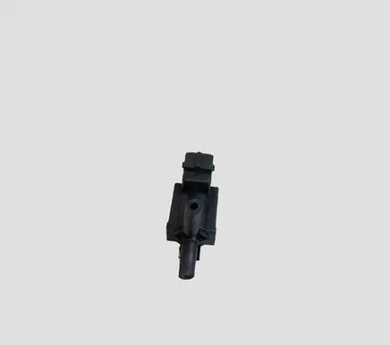 Volvo XC90 Turbo solenoid valve 30611668 04T296 72224010
