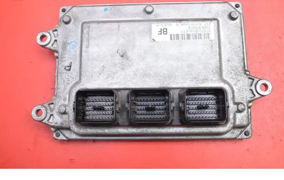 Honda Civic Engine control unit/module ECU 37820-RNA-E11