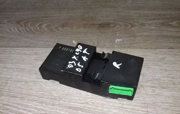 Volvo XC70 ESP (stability system) control unit 8691998