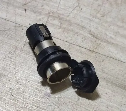 Suzuki Vitara (LY) 12 V Socket (front) 