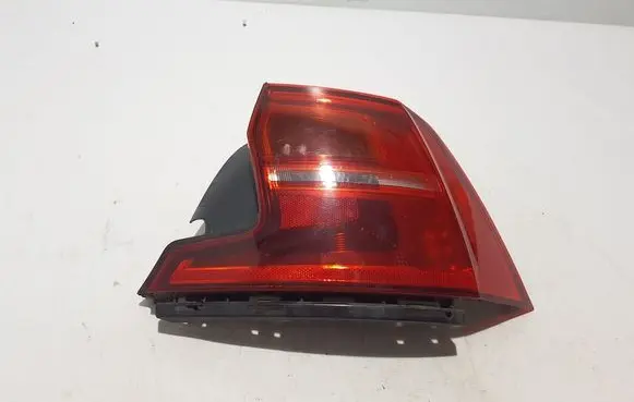Volvo S90, V90 Rear/tail lights 31698713