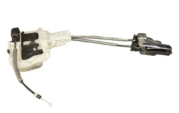 Hyundai ix35 Front door lock 813102Y010