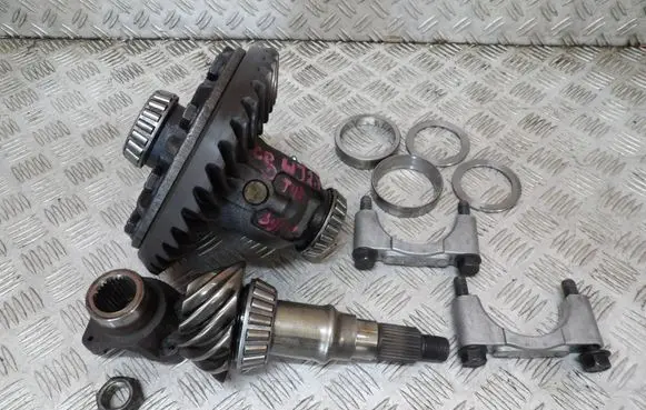 Jeep Grand Cherokee (WJ) Rear differential 