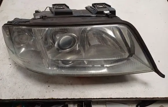 Audi A6 S6 C5 4B Headlight/headlamp