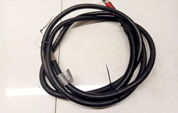 Mercedes-Benz E W211 Positive cable (battery) A2115409407