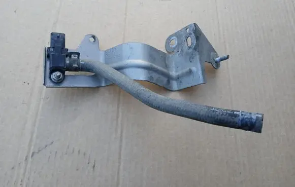Ford Focus Exhaust pressure sensor FS7A-9G824-AA