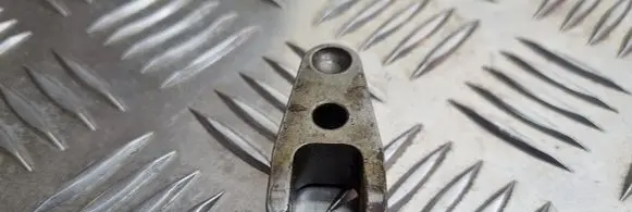 Mercedes-Benz B W245 Fuel Injector clamp holder