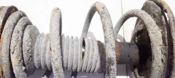 Toyota Avensis T270 Front coil spring