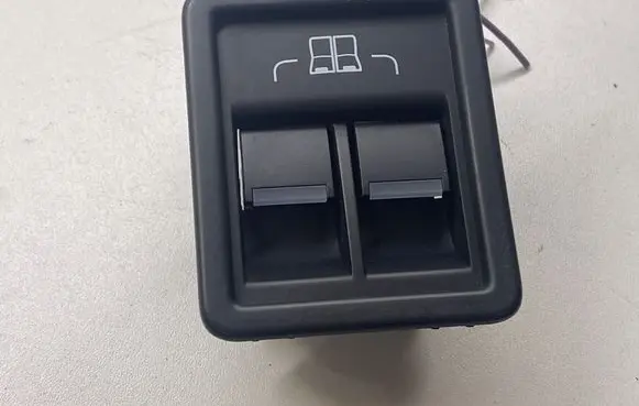 Land Rover Discovery 5 Seat control switch HY3214D340AC 17W081