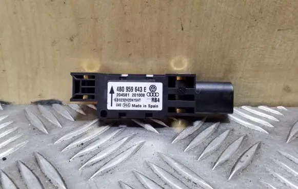 Volkswagen Phaeton Airbag deployment crash/impact sensor 4B0959643E