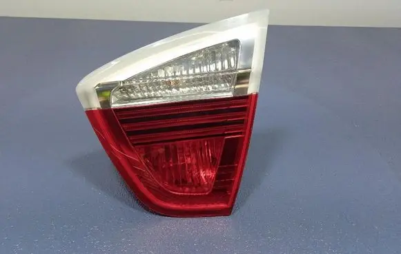 BMW X3 E83 Rear/tail lights 6937460