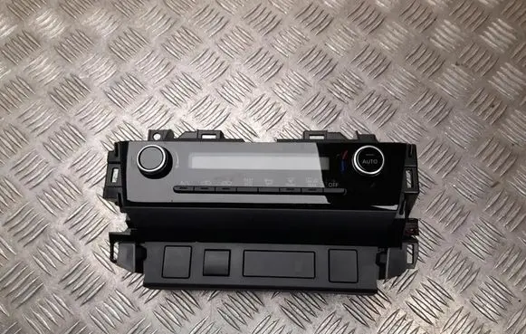 Toyota Yaris Cross Climate control unit 559000DP90