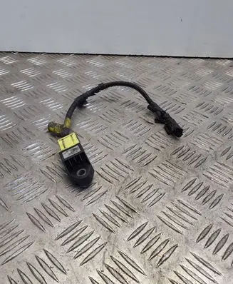 Hyundai i40 Airbag deployment crash/impact sensor
