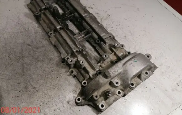 Rocker cam cover