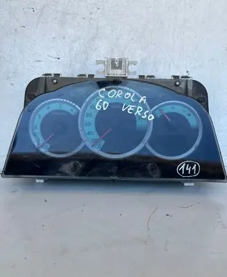 Toyota Corolla Verso E121 Speedometer (instrument cluster) 380005091