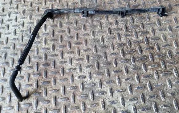 Fuel return line/hose