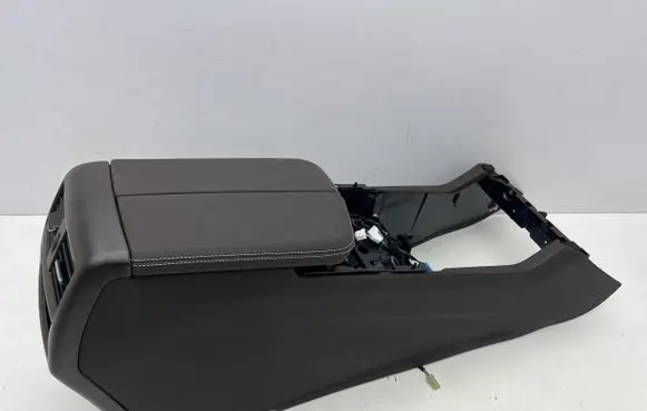 Mercedes-Benz ML W166 Center console A1666803803