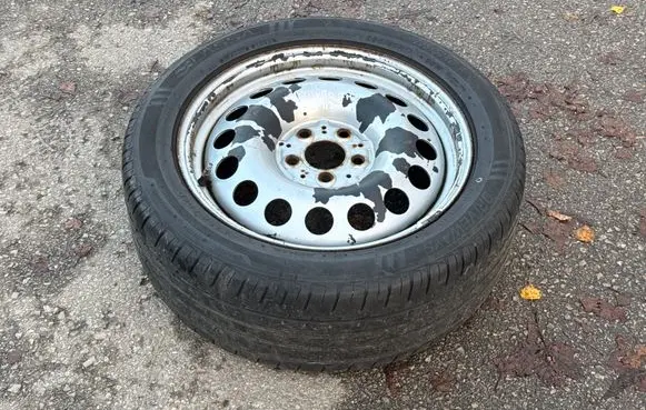 Mercedes-Benz Vito Viano W447 R17 spare wheel 
